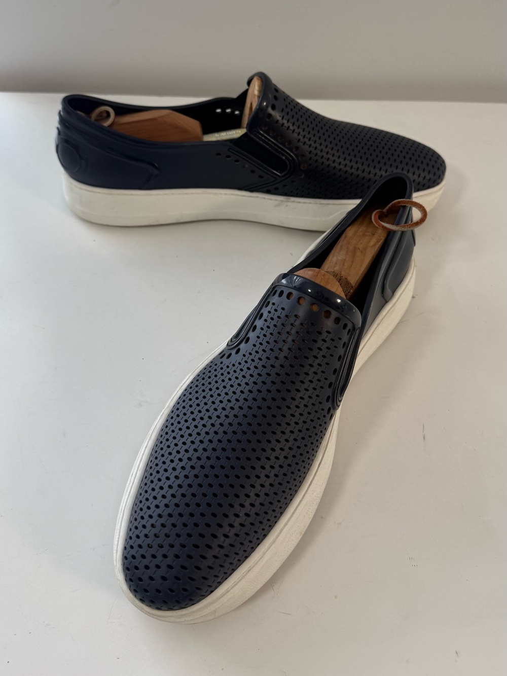Salvatore Ferragamo Men’s Sneakers 12 - Picture 12 of 16